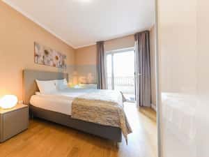 Comision 0%! 3 camere decomandate 80 mp, 2 bai, etaj 1, Central — miniatura 3