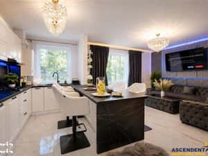 Lux Class, decomandat, 2 locuri de parcare, Avantgarden Bartolomeu, Br — miniatura 1