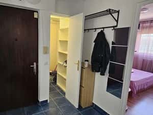 Apartament 2 camere Eroii Revolutiei decomandat mobilat parcare — miniatura 5