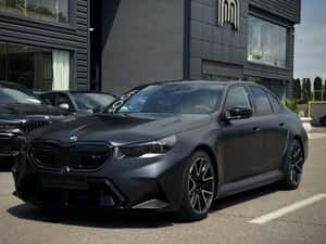 BMW M5 plug-in hybrid - Vehicul nou, 727 cp — miniatura 2