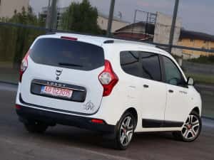 Dacia logdy 1.5.dci //7 locuri An 2020//import recent — miniatura 6