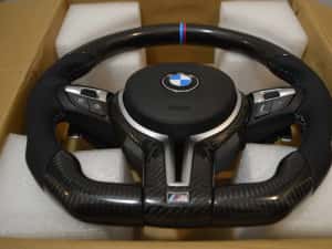 Volan Carbon BMW Seria 1 2 3 4 5 6 7 X1 X2 X3 X4 X5 X6 E/F F01 F02 F03 F04 F06 F12 F13 F15 F16 F10 F20 F25 F26 F30 F32 F33 F36 E90 E91 E70 E71 E81 E84 — miniatura 10