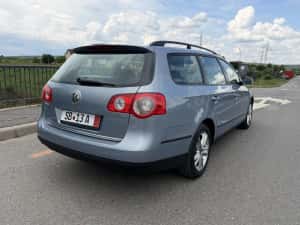 Vw pasat. An 2009   2,0 diesel  116 cai — miniatura 4