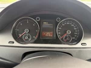 Vw pasat. An 2009   2,0 diesel  116 cai — miniatura 8