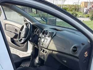 Dacia Logan 1.5 Dci 2019 — miniatura 6