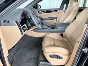Porsche Cayenne Hibrid 462 CP, 2023 — miniatura 6