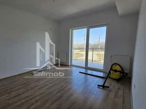 Apartament 2 camere decomandat cu terasa soseaua Leordeni. — miniatura 1