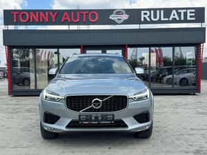 Volvo XC60 D5 AWD R-Design – SUV premium