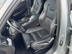 Volvo XC60 D5 AWD R-Design – SUV premium — miniatura 2