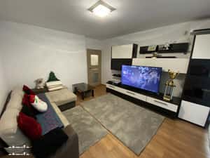 Apartament 2 camere, Prima Universității, 53 mp