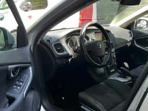 Volvo V40, 2014, 1.6 diesel, km 212543 detalii pe autoavariat-ro — miniatura 8
