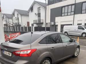 Ford Focus Titanium 1.6 TDCI — miniatura 10