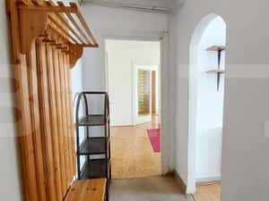 Apartament 2 camere, 57 mp, zona Central — miniatura 2