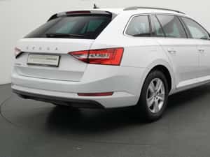 Skoda Superb 2022 Diesel Automată 71.265 km — miniatura 2
