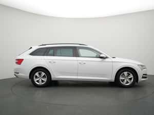 Skoda Superb 2022 Diesel Automată 71.265 km — miniatura 3
