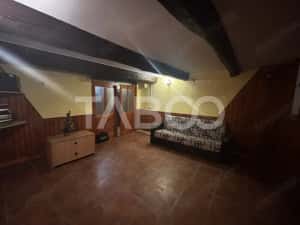 Casa de inchiriat 5 camere + curte ideala pentru muncitori — miniatura 5