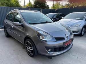 Renault Clio 1.6I 112CP - 4.699 EUR — miniatura 3