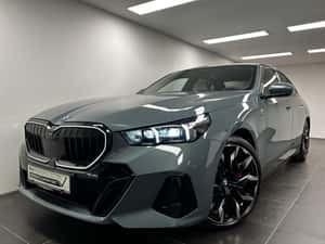 BMW 550 Hibrid Automată 2025 Second-hand — miniatura 1