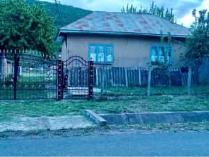 Casă de Vânzare 2000 mp