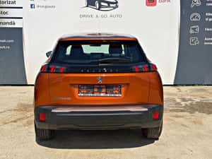 PEUGEOT 2008 ELCTRIC — miniatura 4