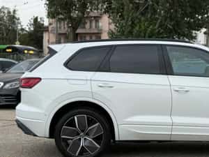 Volkswagen Touareg Automată 286 HP Diesel — miniatura 2