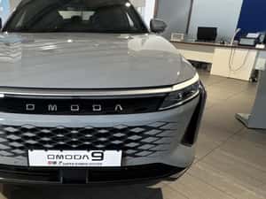 OMODA 9 SHS-P – NOUĂ, 0 KM – DEALER AUTORIZAT — miniatura 3