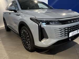 OMODA 9 SHS-P – NOUĂ, 0 KM – DEALER AUTORIZAT — miniatura 4