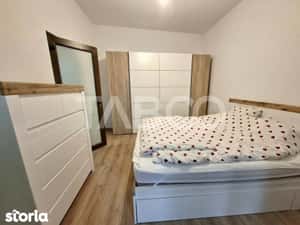 Apartament complet renovat 2 camere garaj acces auto Centru Istoric — miniatura 6