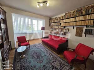 Apartament 2 camere semidecomandat zona Mihai Eminescu etajul 2 — miniatura 3