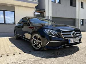 Mercedes-Benz E-Class E 300d Avantgarde — miniatura 3