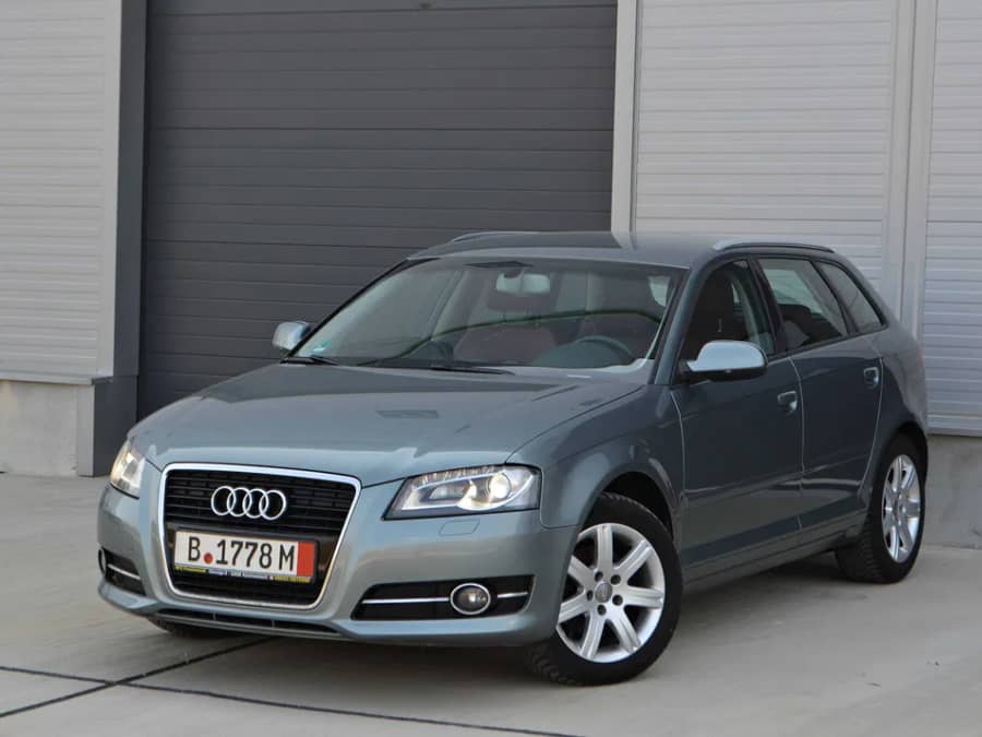 Audi A3 Facelift 1.4 TFSI Benzina 122cp Fabr. 2011 Interior Piele Rosu Xenon Navy Clima 208.000km — fotografie 1 din 10