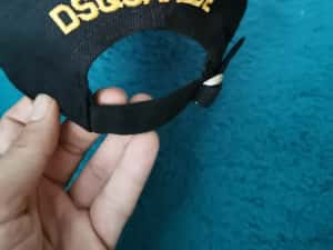 Șepci dsquared2 noi nefolosite poze reale — miniatura 4