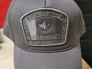 Șepci dsquared2 noi nefolosite poze reale — miniatura 6