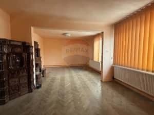 Casă duplex în centrul orasului, cu acces auto — miniatura 4