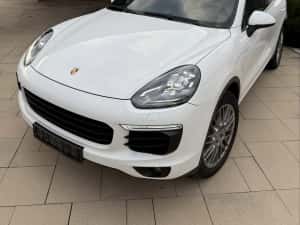 Porsche Cayenne 3.0 Diesel Facelift Panorama Keyless go/entry Chrono Soft-Close Faruri Full Led Bose Suspensie Interior Bi-Color Impecabil
