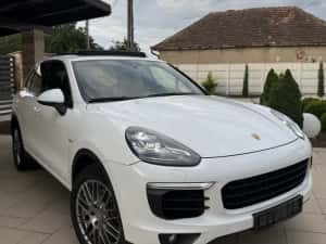 Porsche Cayenne 3.0 Diesel Facelift Panorama Keyless go/entry Chrono Soft-Close Faruri Full Led Bose Suspensie Interior Bi-Color Impecabil — miniatura 10