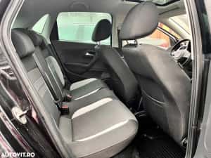 Volkswagen Polo 1.6 TDI DSG Life Navi-Pdc,Panorama Germania Import Inmatriculat — miniatura 7