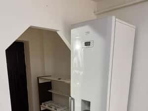 Galata , garsoniera 24 mp , centrala proprie , libera — miniatura 6