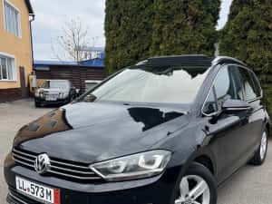 VW Sportsvan Highline ~ 2.0 Diesel ~ Parktronic ~ Navi ~ Panoramic~ACC