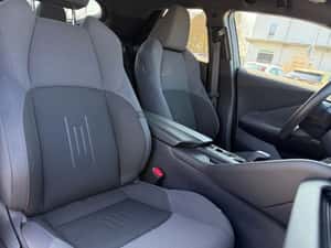 Toyota C-HR hibrid 2024, 20.690 km, SUV — miniatura 6