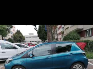 2012 Toyota Yaris hybrid — miniatura 4