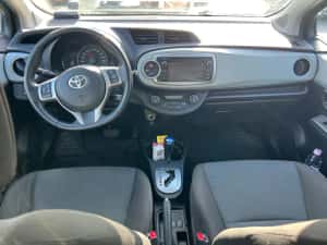 2012 Toyota Yaris hybrid — miniatura 7