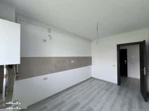 Proprietar vând garsonieră 40 mp + loc de parcare în Subcetate City 2 — miniatura 2