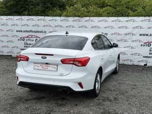 Ford Focus TREND Manuală 120 HP Diesel — miniatura 4