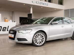 Audi A6 Berlină 2012, 204 CP, Diesel, Semi-automată — miniatura 3