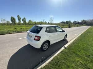Skoda Fabia 2016 1.2 tsi — miniatura 4