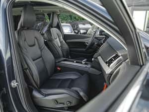 Volvo XC90 Plug-in hybrid T8 Recharge Inscription — miniatura 3