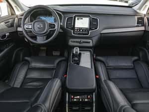 Volvo XC90 Plug-in hybrid T8 Recharge Inscription — miniatura 7