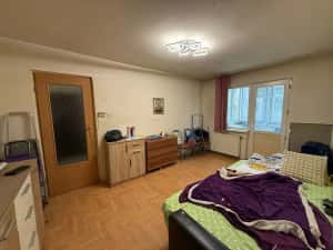 Apartament 2 camere, etaj 1, zona Mihai Eminescu — miniatura 3