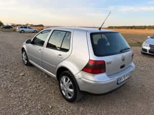 VW Golf 4 1.6 benzina 2004 — miniatura 4